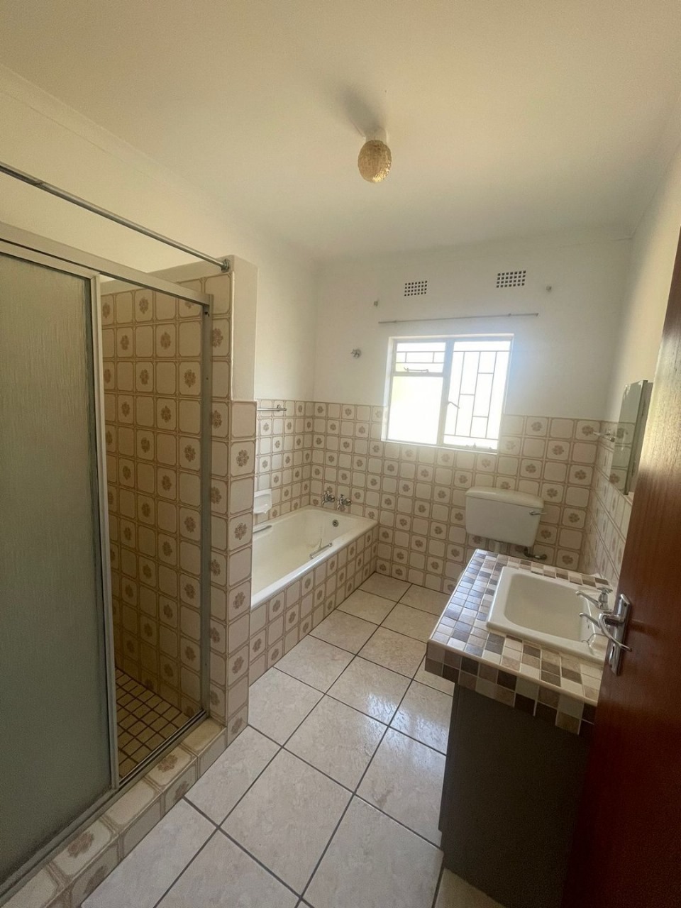 6 Bedroom Property for Sale in Potchefstroom North West